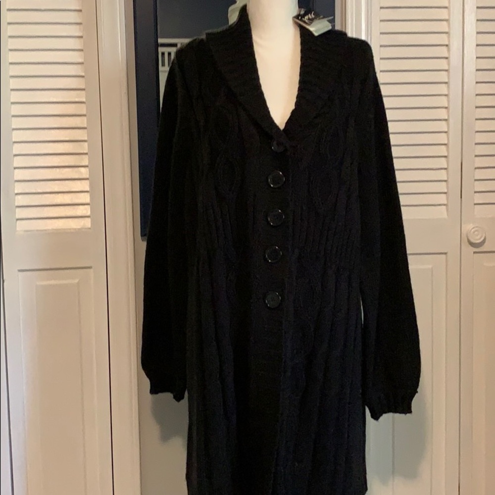 Black bulky sweater